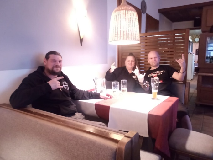aenjtrockau3.jpg