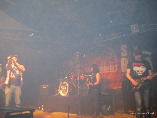 trockaugond8.JPG