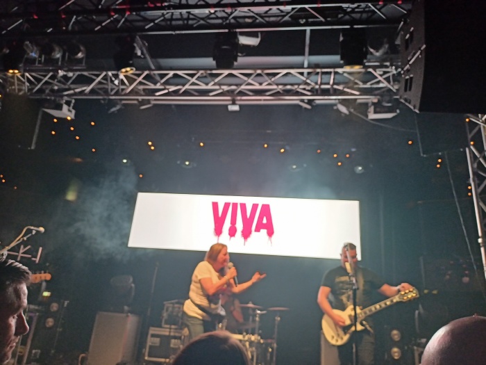 vivamod16.jpg
