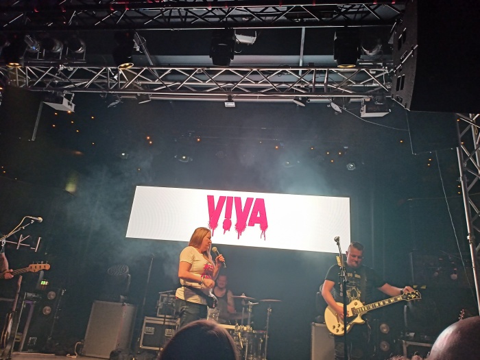 vivamod17.jpg